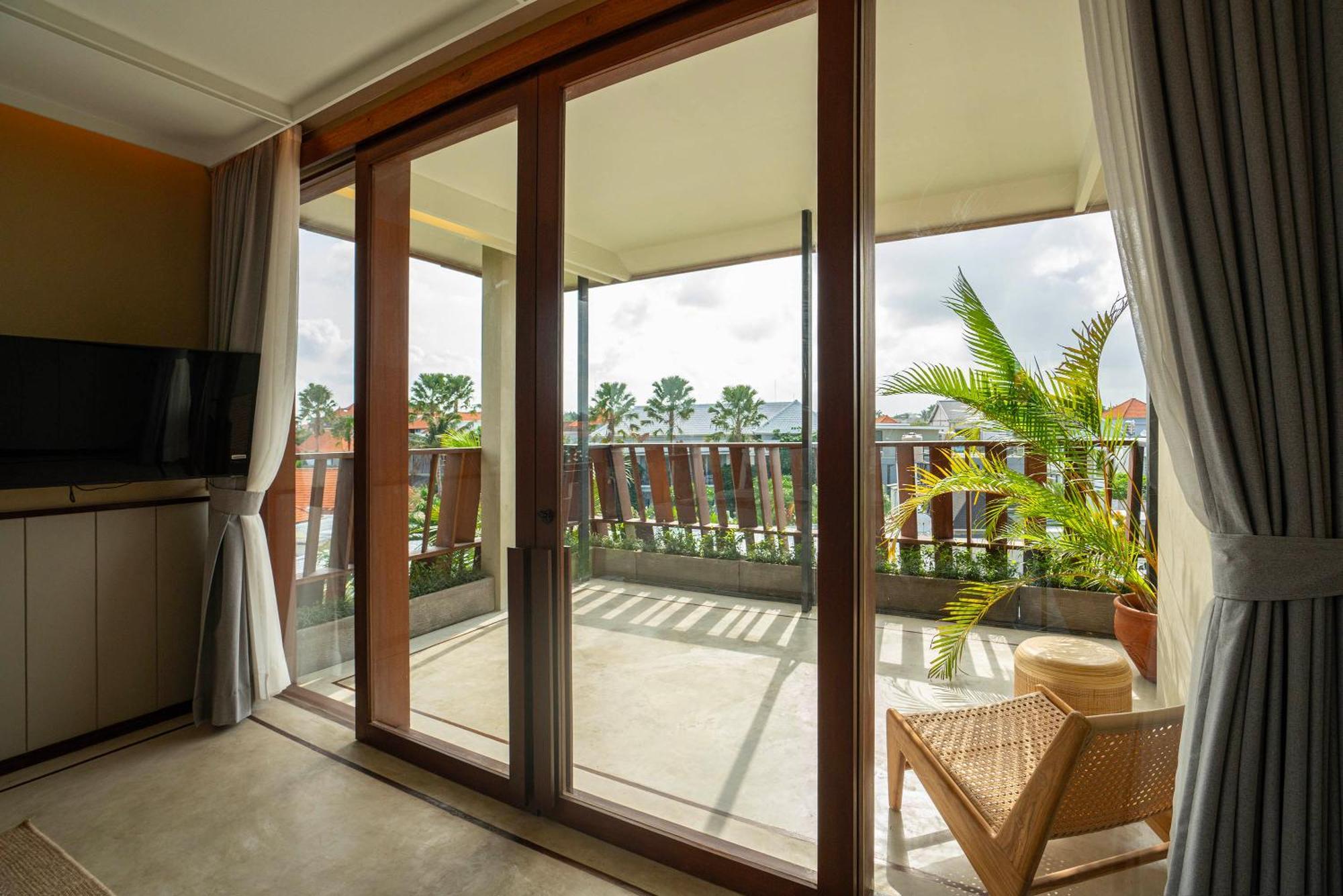 The Kemilau Hotel & Villa Чангу Экстерьер фото